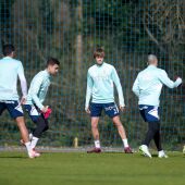 Masca y Yayo en el entrenamiento del Oviedo 13-3-2023