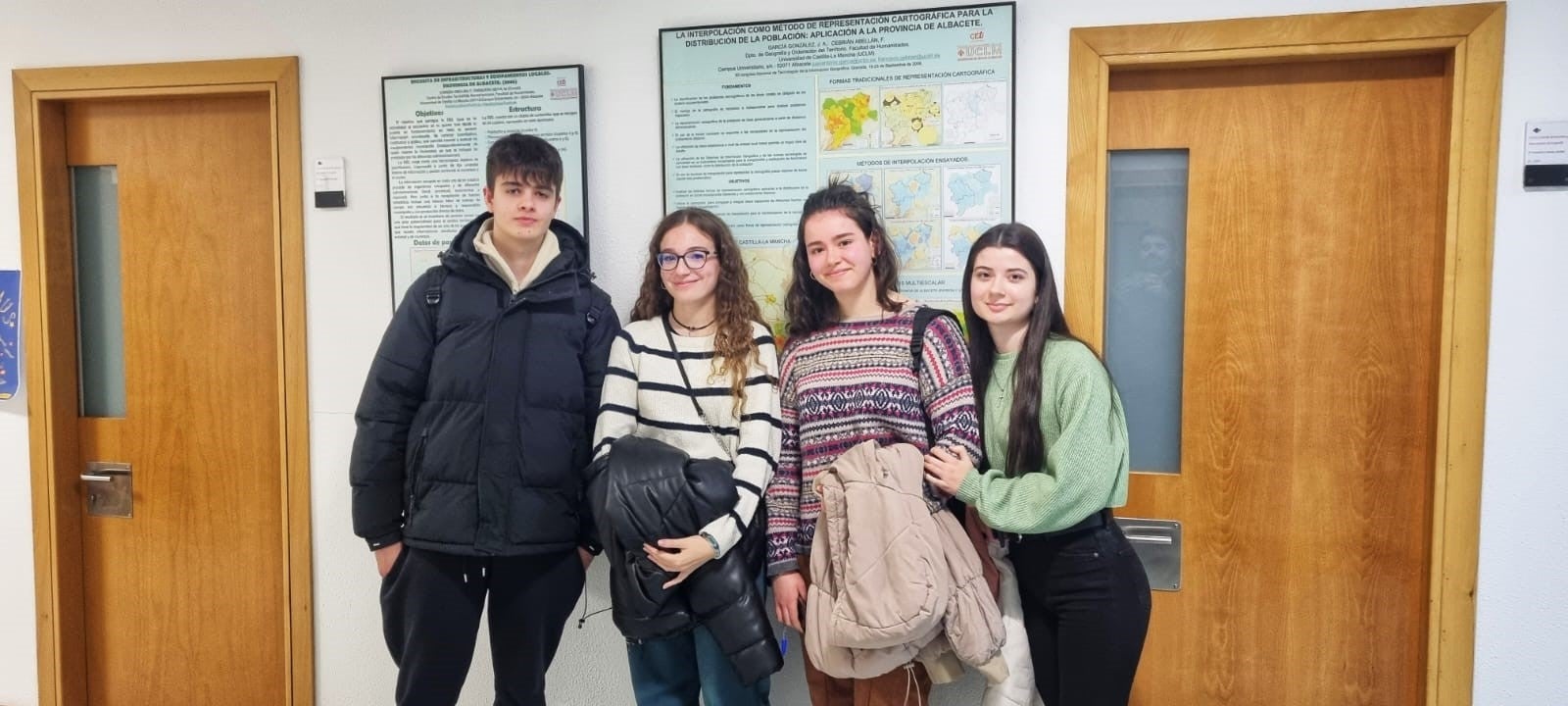 Un alumno del IES Histórico Bachiller Sabuco gana la fase regional de la Olimpiada de Geografía y se clasifica para la fase nacional Un alumno del IES Histórico Bachiller Sabuco gana la fase regional de la Olimpiada de Geografía y se clasifica para la fase nacional