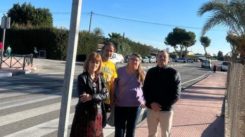 Zona en la que VOX Elche reclama el semáforo. Zona en la que VOX Elche reclama el semáforo.