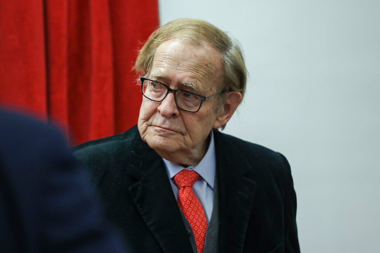 Qué es una “autocracia absorbente”, el término con el Tamames define España en su discurso de la moción de censura Qué es una “autocracia absorbente”, el término con el Tamames define España en su discurso de la moción de censura