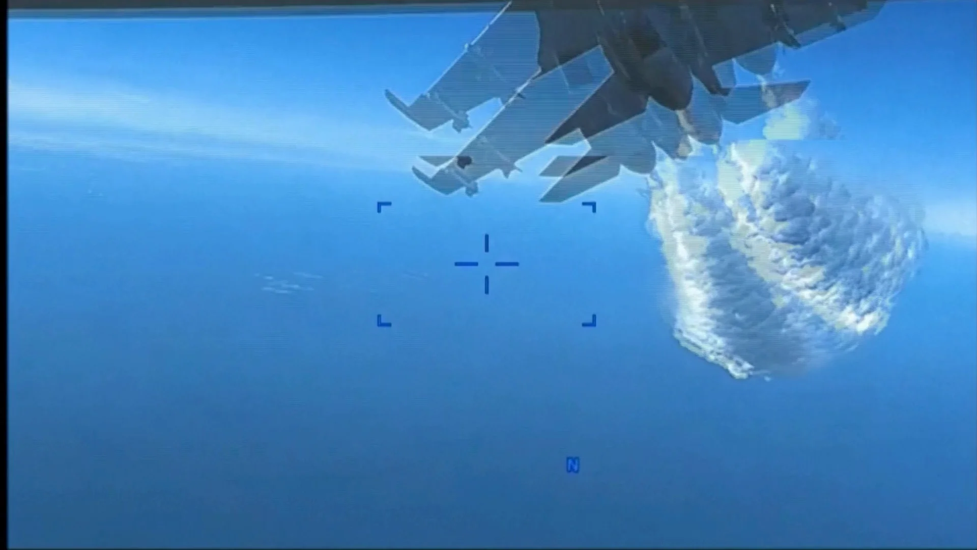 Así fue el impacto entre el caza ruso y el dron norteamericano: EEUU muestra las imágenes Así fue el impacto entre el caza ruso y el dron norteamericano: EEUU muestra las imágenes