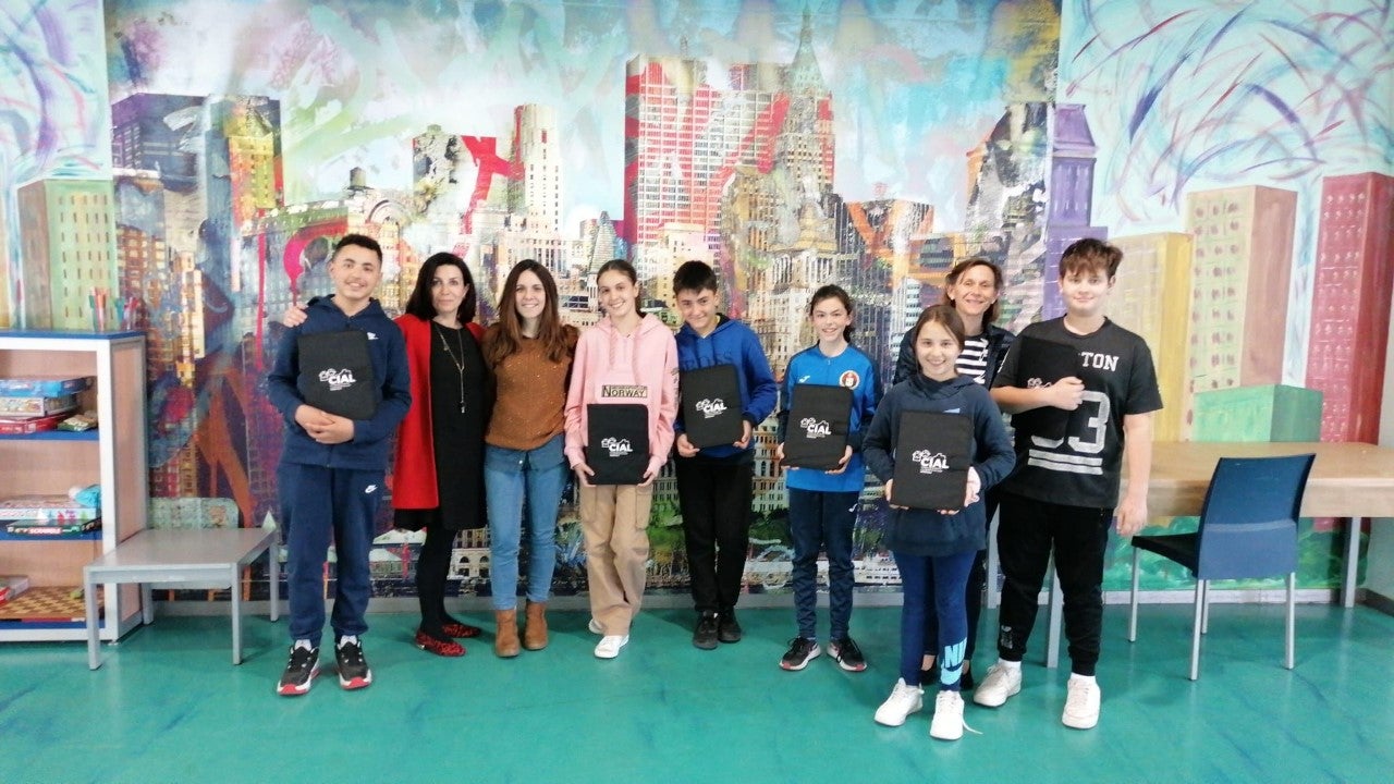 Peñíscola consulta a los más jóvenes sus propuestas para mejorar la ciudad Peñíscola consulta a los más jóvenes sus propuestas para mejorar la ciudad