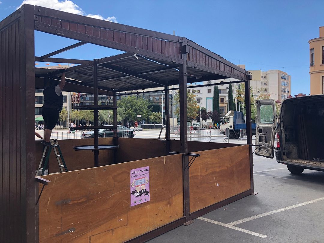 Almassora saca a concurso las siete casetas del mesón de fiestas Almassora saca a concurso las siete casetas del mesón de fiestas