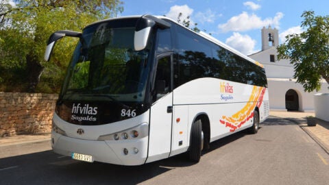 Las empresas de transporte público de Ibiza desesperados ante la falta de personal de cara al verano Las empresas de transporte público de Ibiza desesperados ante la falta de personal de cara al verano
