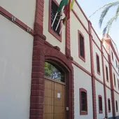 La Facultad de Filosofía y Letras de la UCA La Facultad de Filosofía y Letras de la UCA