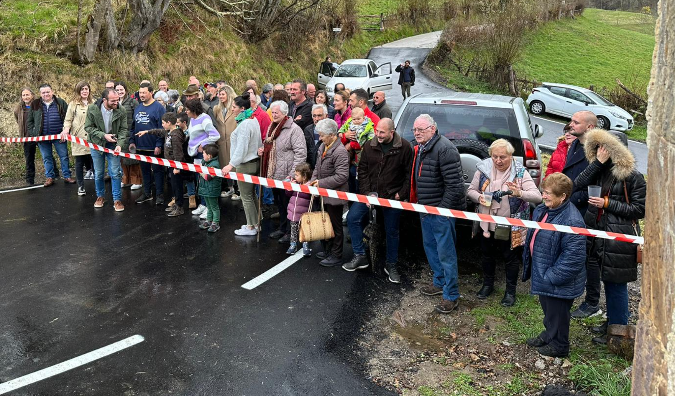 El pueblo piloñés de El Moru estrena carretera tras una inversión histórica El pueblo piloñés de El Moru estrena carretera tras una inversión histórica