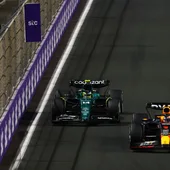Fernando Alonso y Max Verstappen durante el GP Arabia Saudí Fernando Alonso y Max Verstappen durante el GP Arabia Saudí