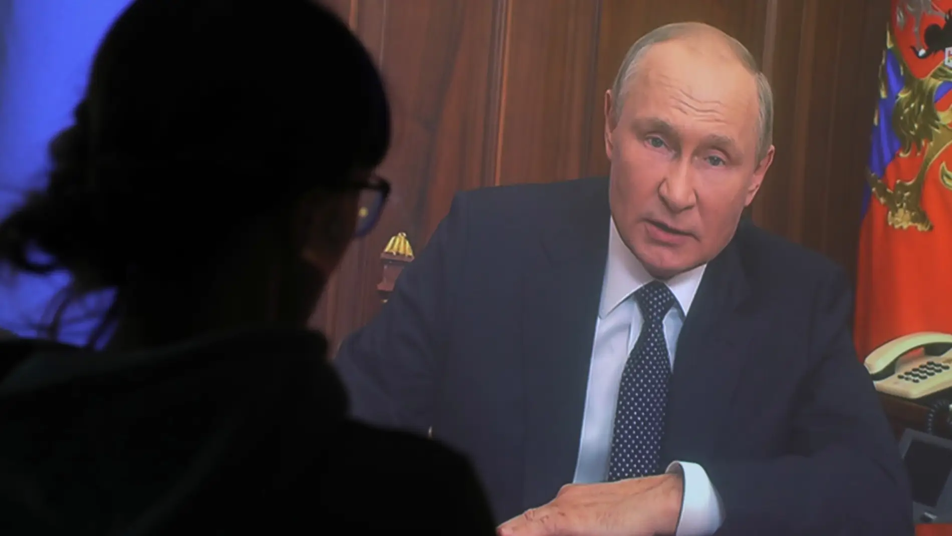 Putin visita por sorpresa Mariúpol en su primer viaje al Donbás