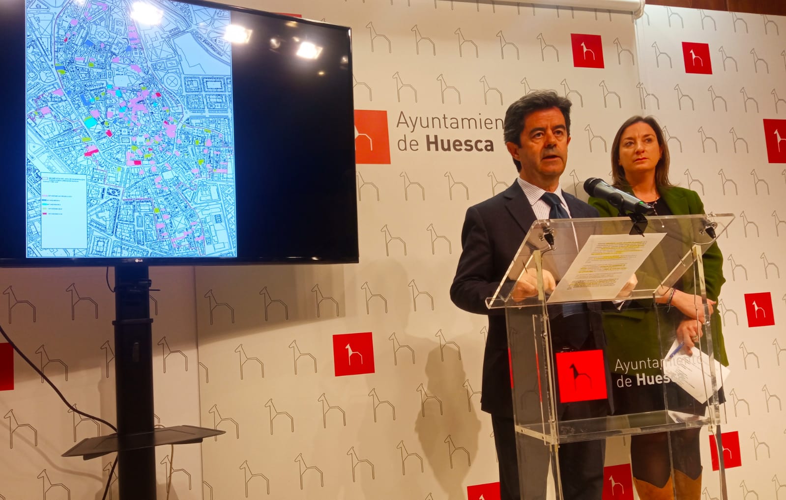 Los programas de rehabilitación y regeneración urbana han llegado a 900 viviendas desde 2007 Los programas de rehabilitación y regeneración urbana han llegado a 900 viviendas desde 2007