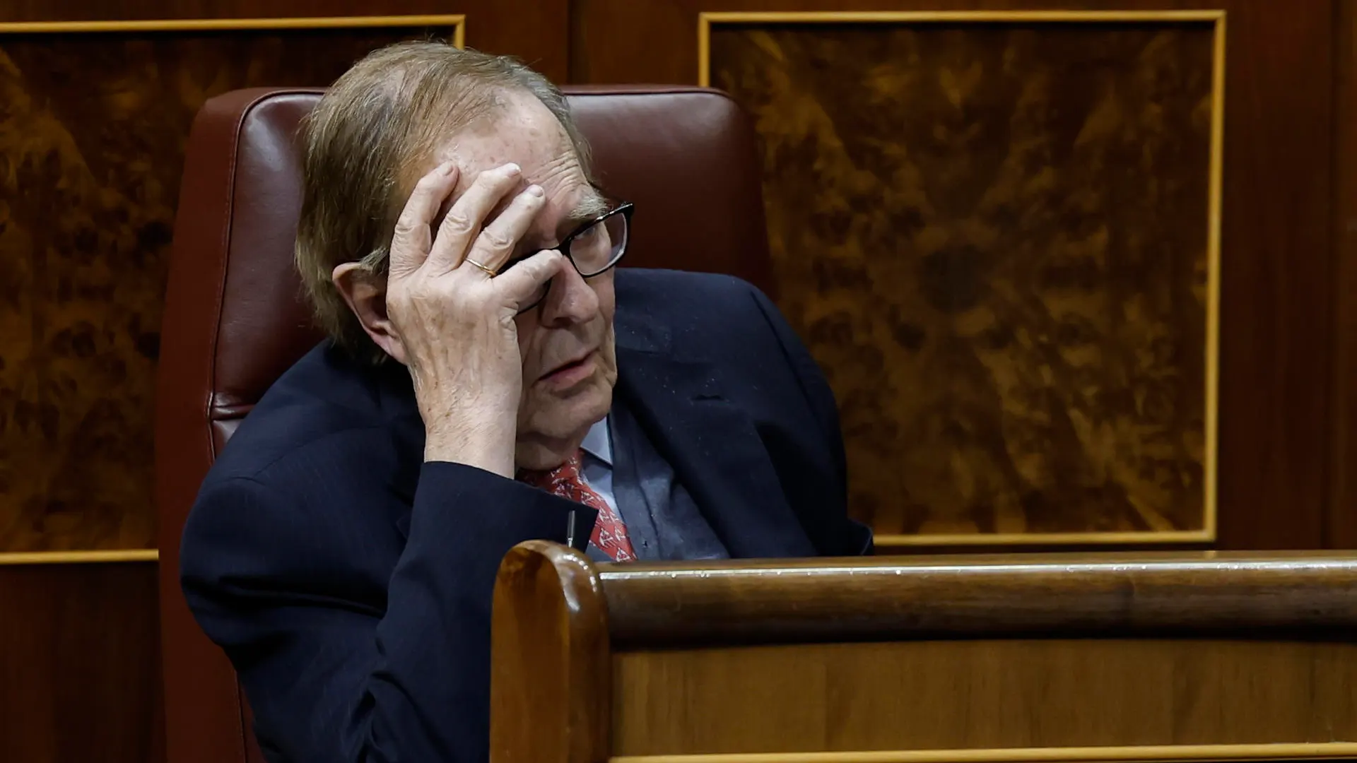 Ramón Tamames El enfando de Tamames con el tiempo de réplica de Pedro Sánchez: "Estamos siendo muy reiterativos"