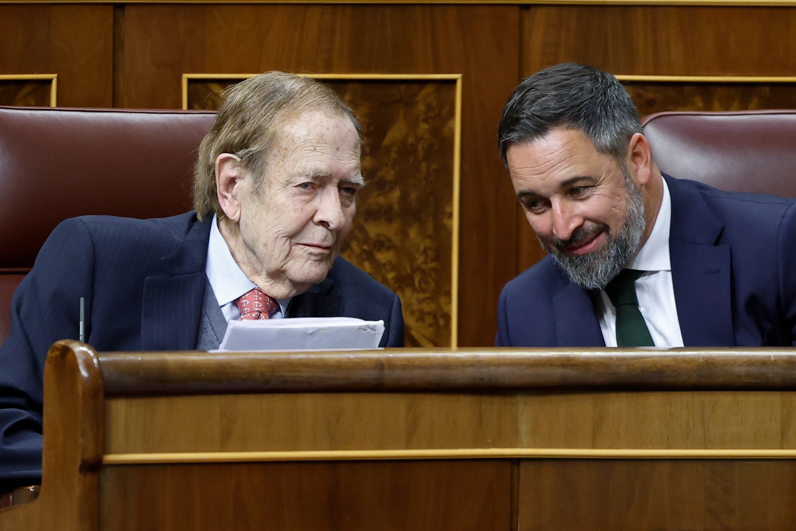 La tele con Monegal: Primeras pinceladas de la moción de Tamames La tele con Monegal: Primeras pinceladas de la moción de Tamames