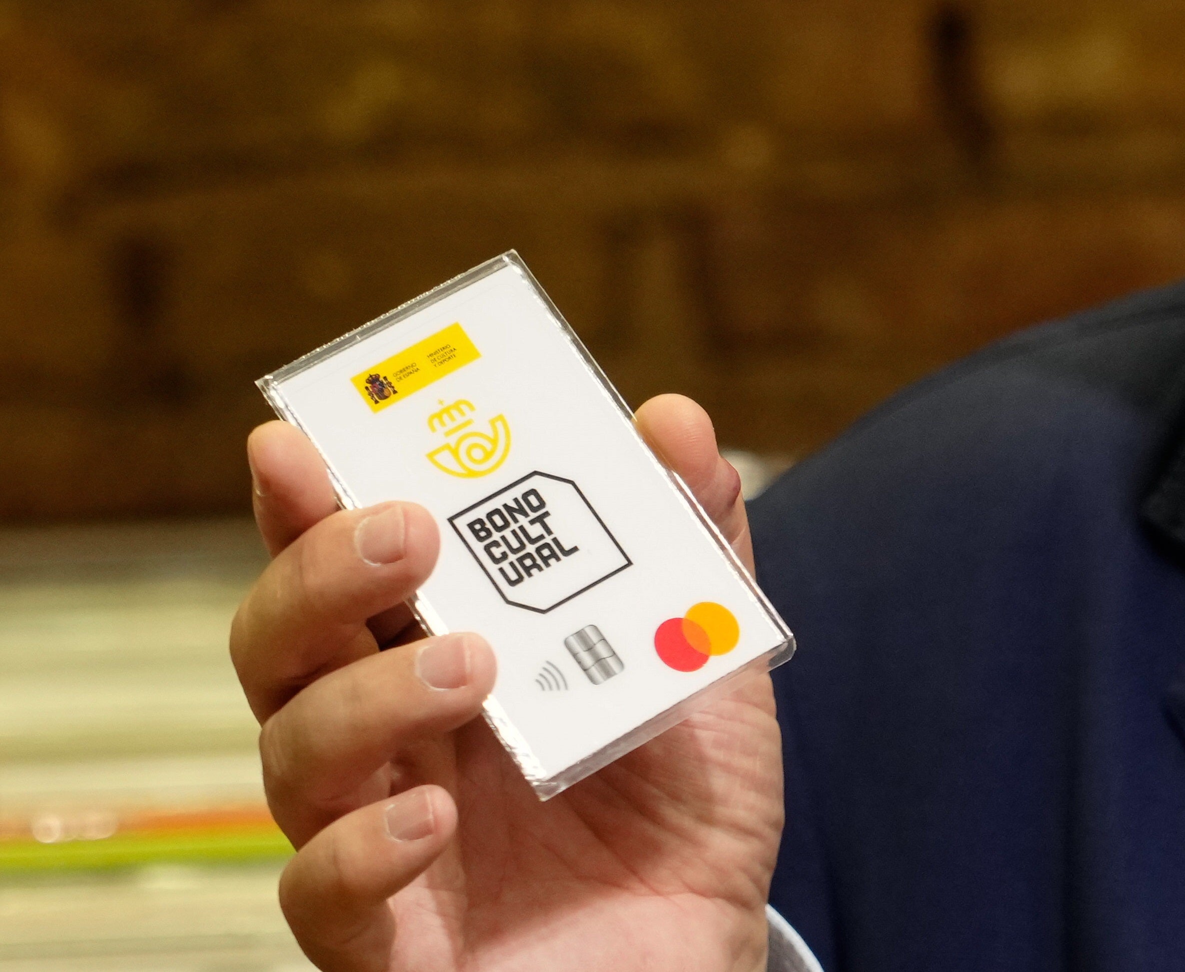 ¿Cómo se gasta el bono cultural joven? Festivales, música, cine... pero también reventa y regalos ¿Cómo se gasta el bono cultural joven? Festivales, música, cine... pero también reventa y regalos