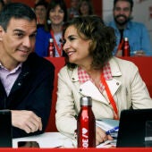 Pedro Sánchez y María Jesús Montero durante un acto del PSOE