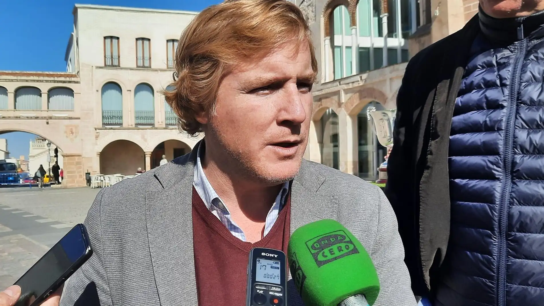 El alcalde de Badajoz propondrá al pleno del ayuntamiento declarar a Rui Nabeiro hijo adoptivo de la ciudad
