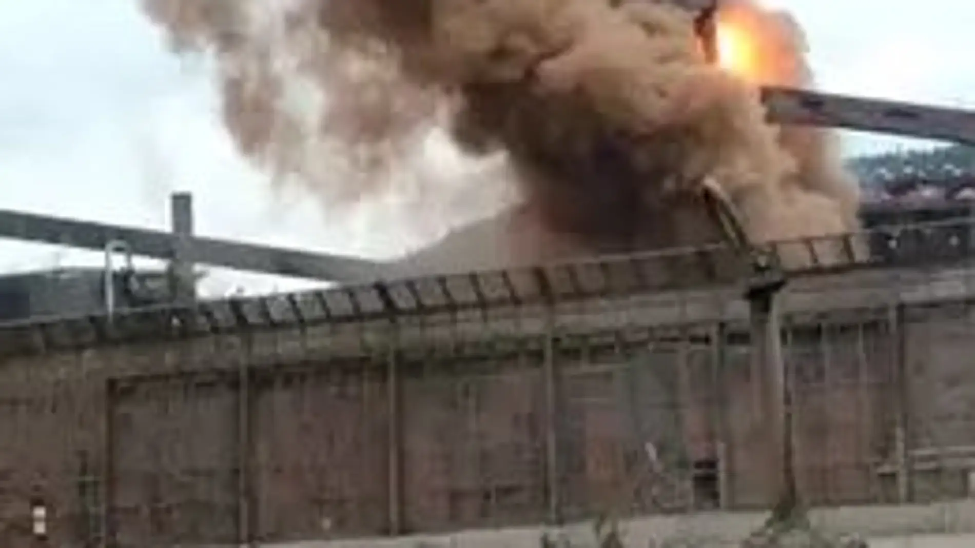 Desalojada parte de Arcelor en Gijón por un incendio 