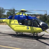 El herido fue trasladado al hospital en un helicóptero sanitario