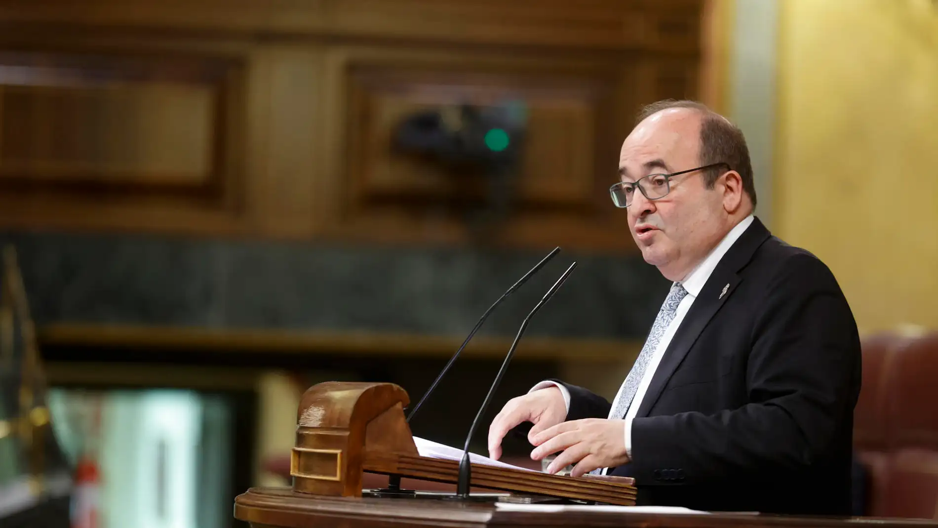 El ministro de Cultura y Deporte, Miquel Iceta, durante una intervención en la tribuna del Congreso de los Diputados.