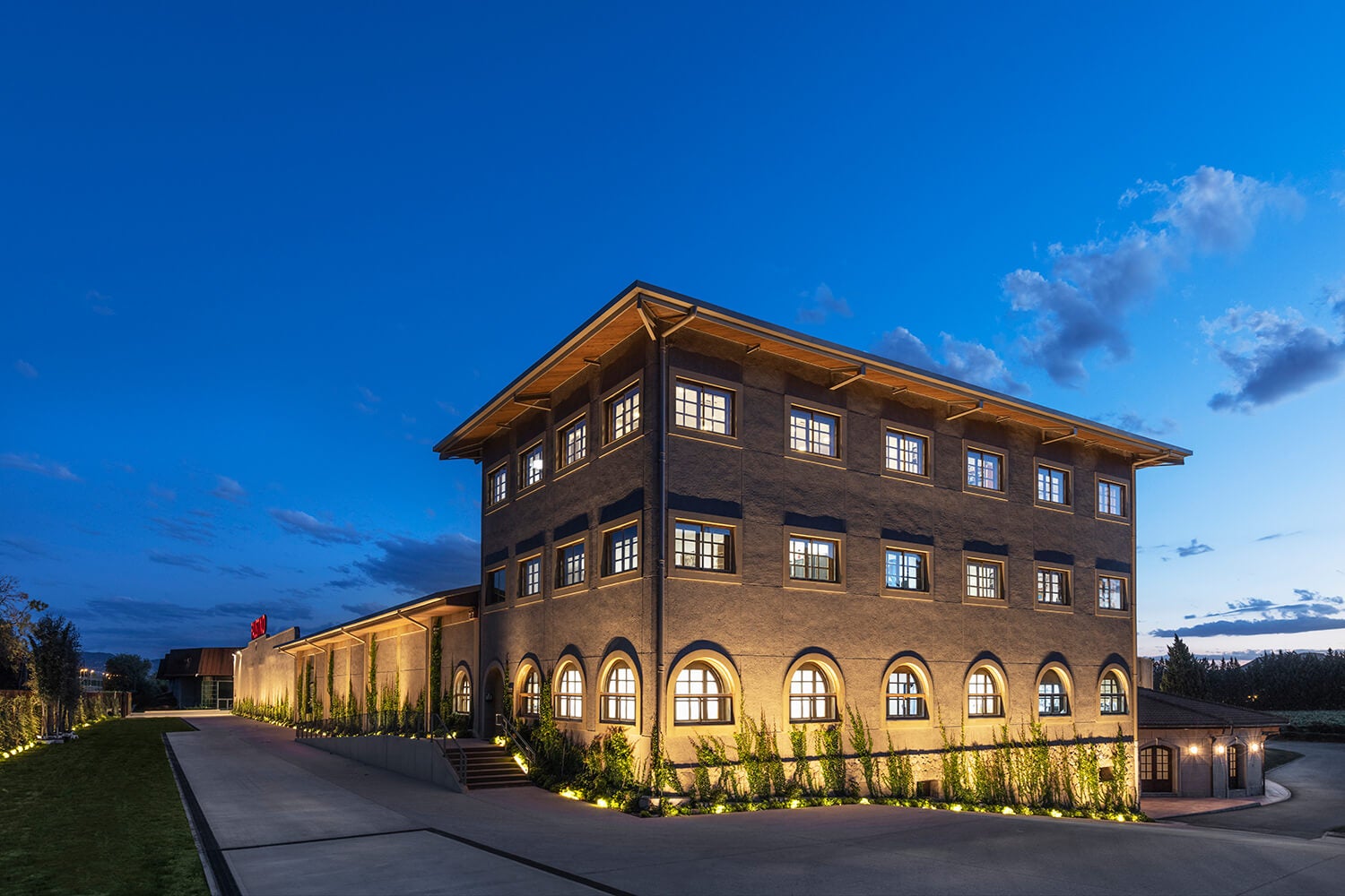 Faustino, Mejor Bodega Europea del año: 'El legado de cuatro generaciones continuará y dejaremos huella' Faustino, Mejor Bodega Europea del año: 'El legado de cuatro generaciones continuará y dejaremos huella'
