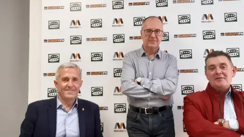 El alcalde de Pilar de la Horadada, invitado en la tertulia de 'Más de uno Vega Baja' tertulia
