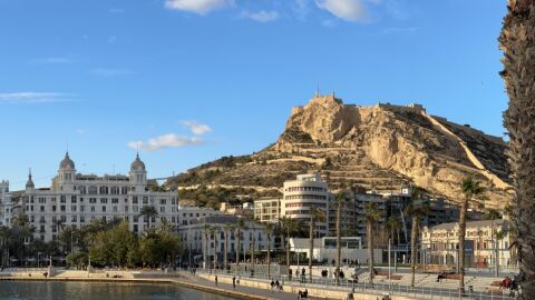 El castillo de Santa Bárbara es un gran decorado natural