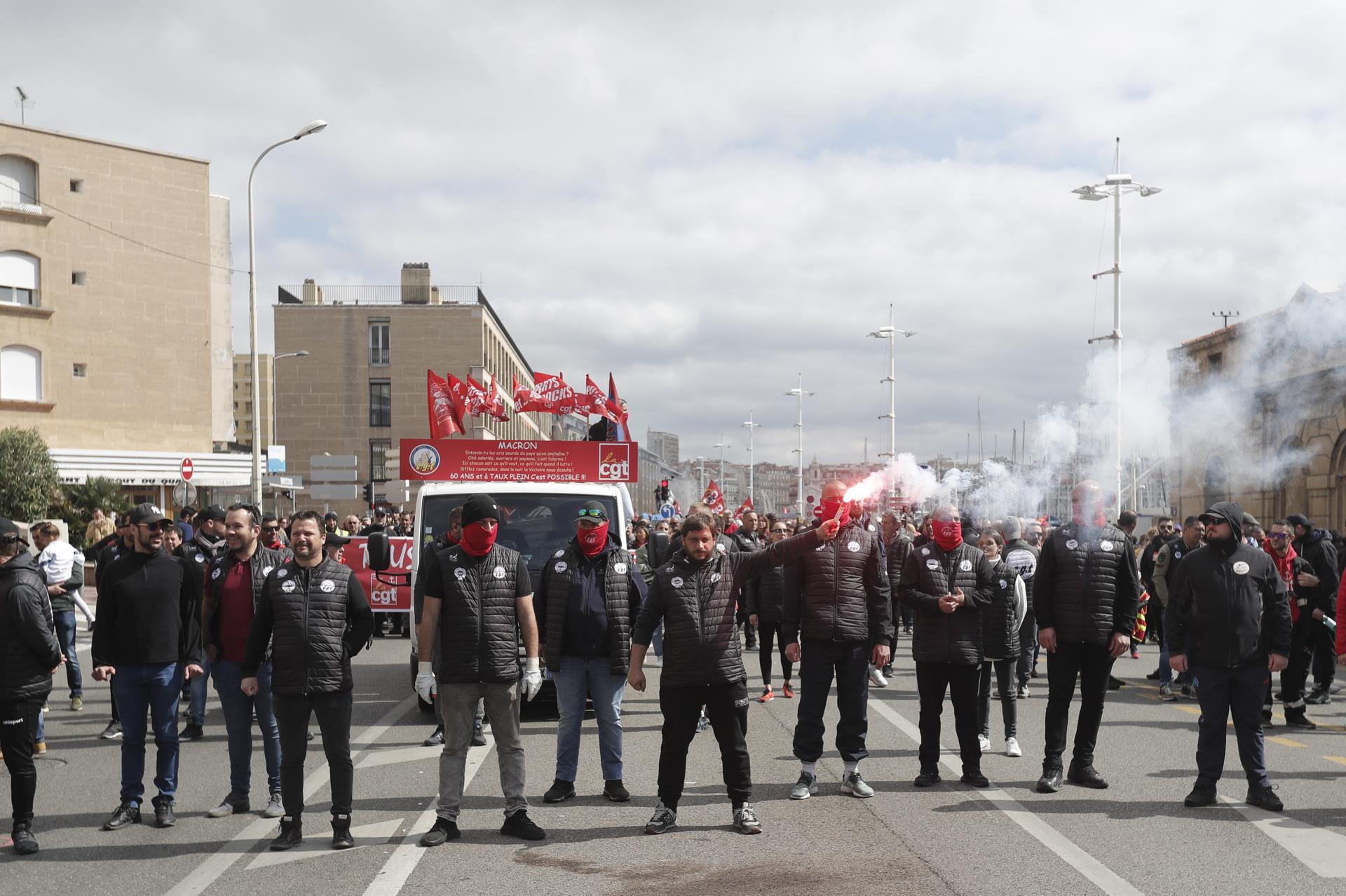 Qué está pasando en Francia y por qué protestan por la reforma de pensiones Qué está pasando en Francia y por qué protestan por la reforma de pensiones