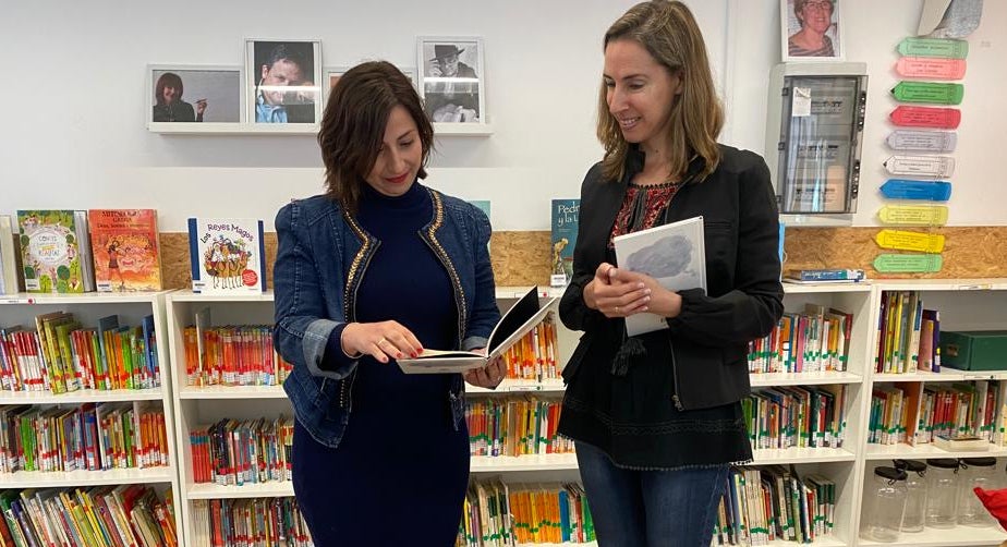 La Lonja acoge la entrega del XV Premio Internacional de Poesía para Niñas y Niños La Lonja acoge la entrega del XV Premio Internacional de Poesía para Niñas y Niños