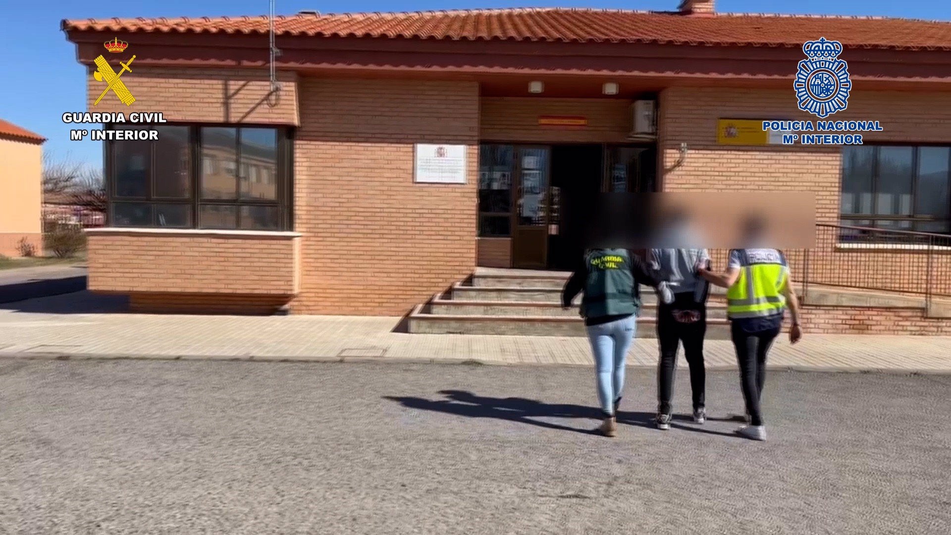 Detenido un grupo criminal y esclarecidos 27 robos en Navarra, Aragón, La Rioja, Guadalajara y Soria Detenido un grupo criminal y esclarecidos 27 robos en Navarra, Aragón, La Rioja, Guadalajara y Soria