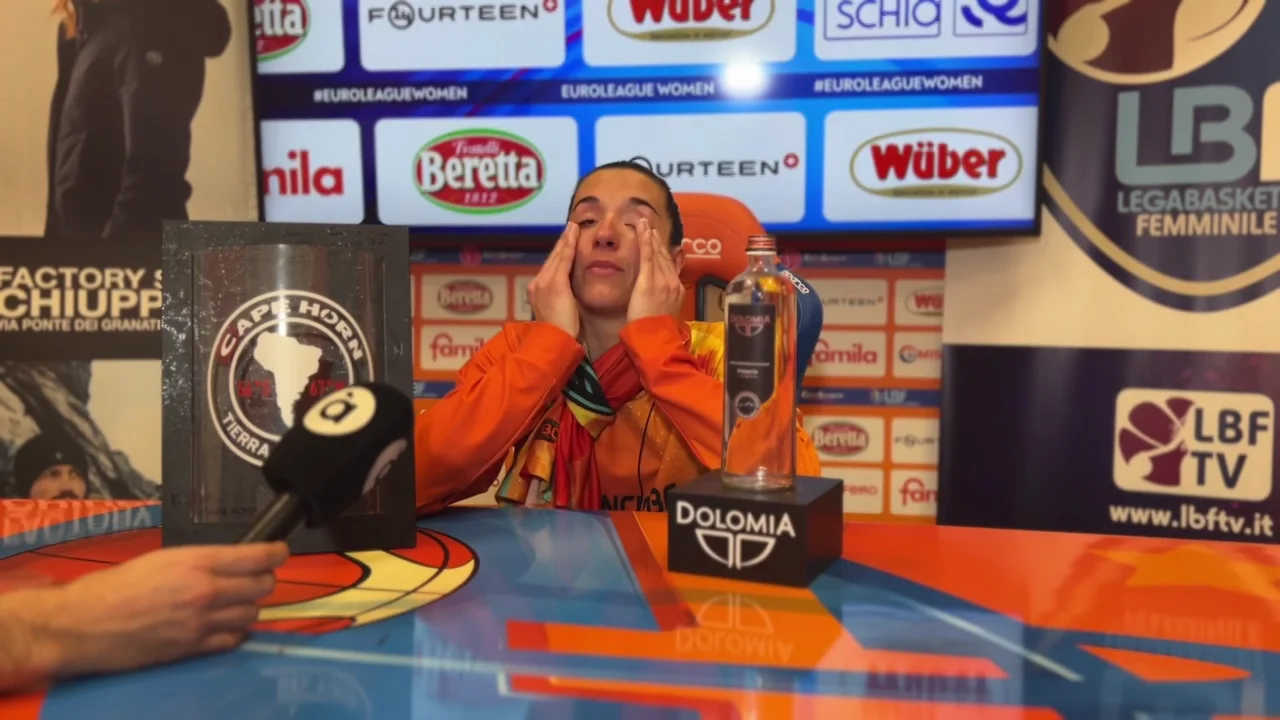 Queralt Casas no pudo contener las lágrimas tras quedarse a un paso de la Final Four Queralt Casas no pudo contener las lágrimas tras quedarse a un paso de la Final Four