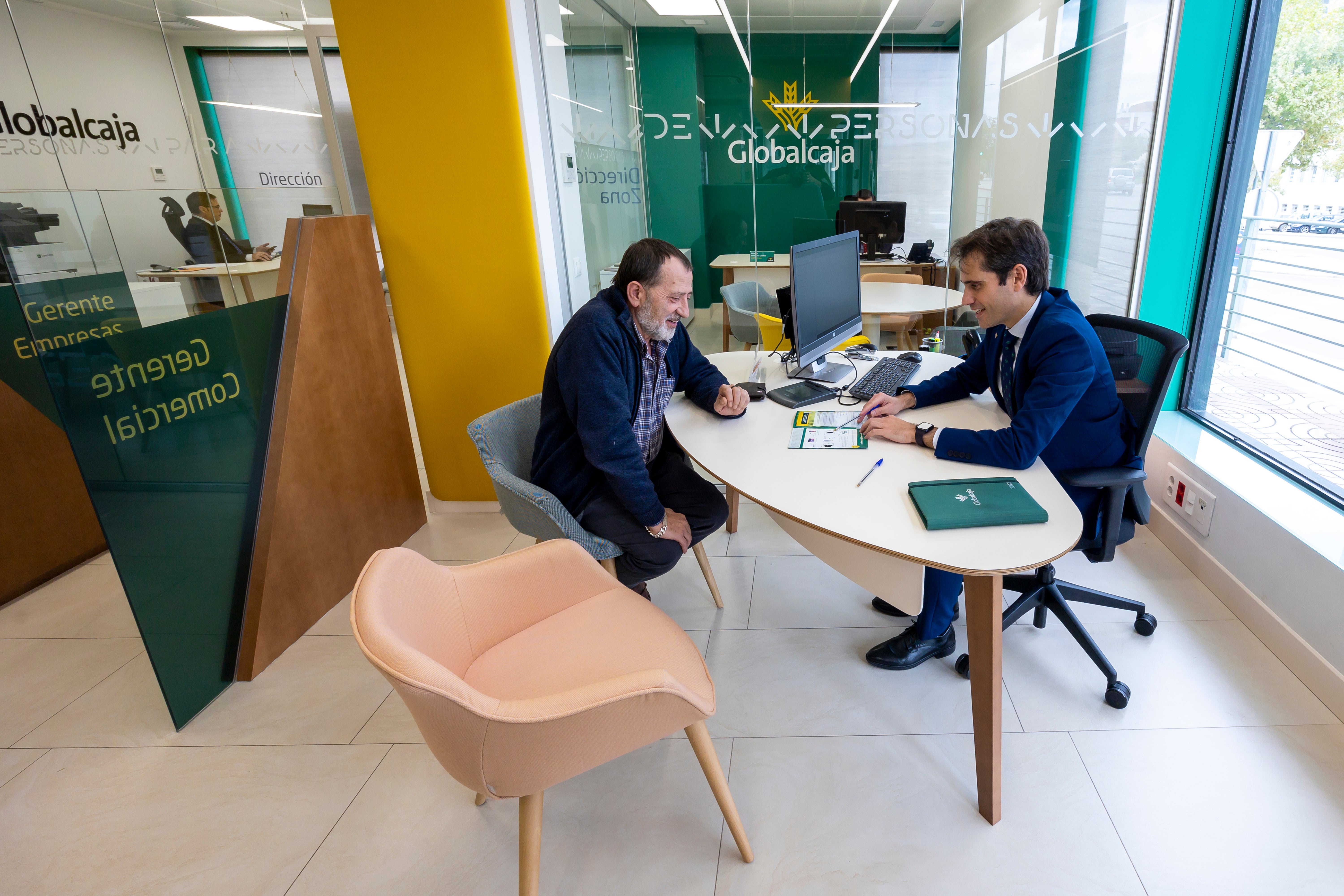 Globalcaja habilita en su web el espacio ‘Trabaja con nosotros’ para captar y retener el talento en la región Globalcaja habilita en su web el espacio ‘Trabaja con nosotros’ para captar y retener el talento en la región