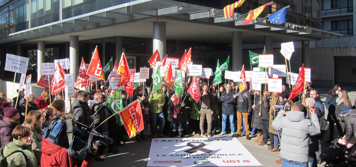 Los sindicatos UGT, CCOO y CSIF mantienen la huelga en la sanidad Los sindicatos UGT, CCOO y CSIF mantienen la huelga en la sanidad