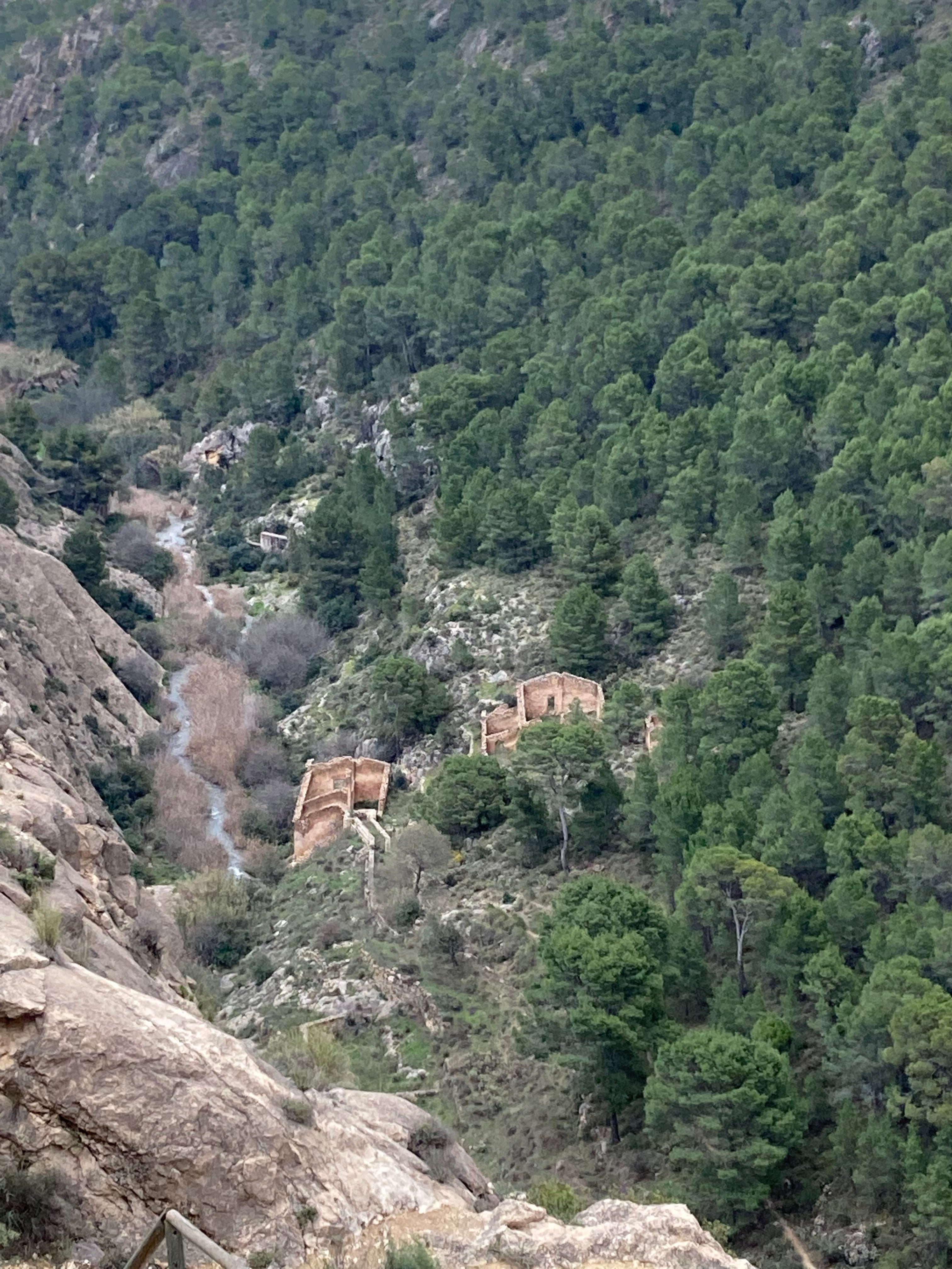 Ecologistas en Acción ha alegado contra las obras para derivar cerca de 600.000 m3 de agua anuales del río Argos en Calasparra Ecologistas en Acción ha alegado contra las obras para derivar cerca de 600.000 m3 de agua anuales del río Argos en Calasparra