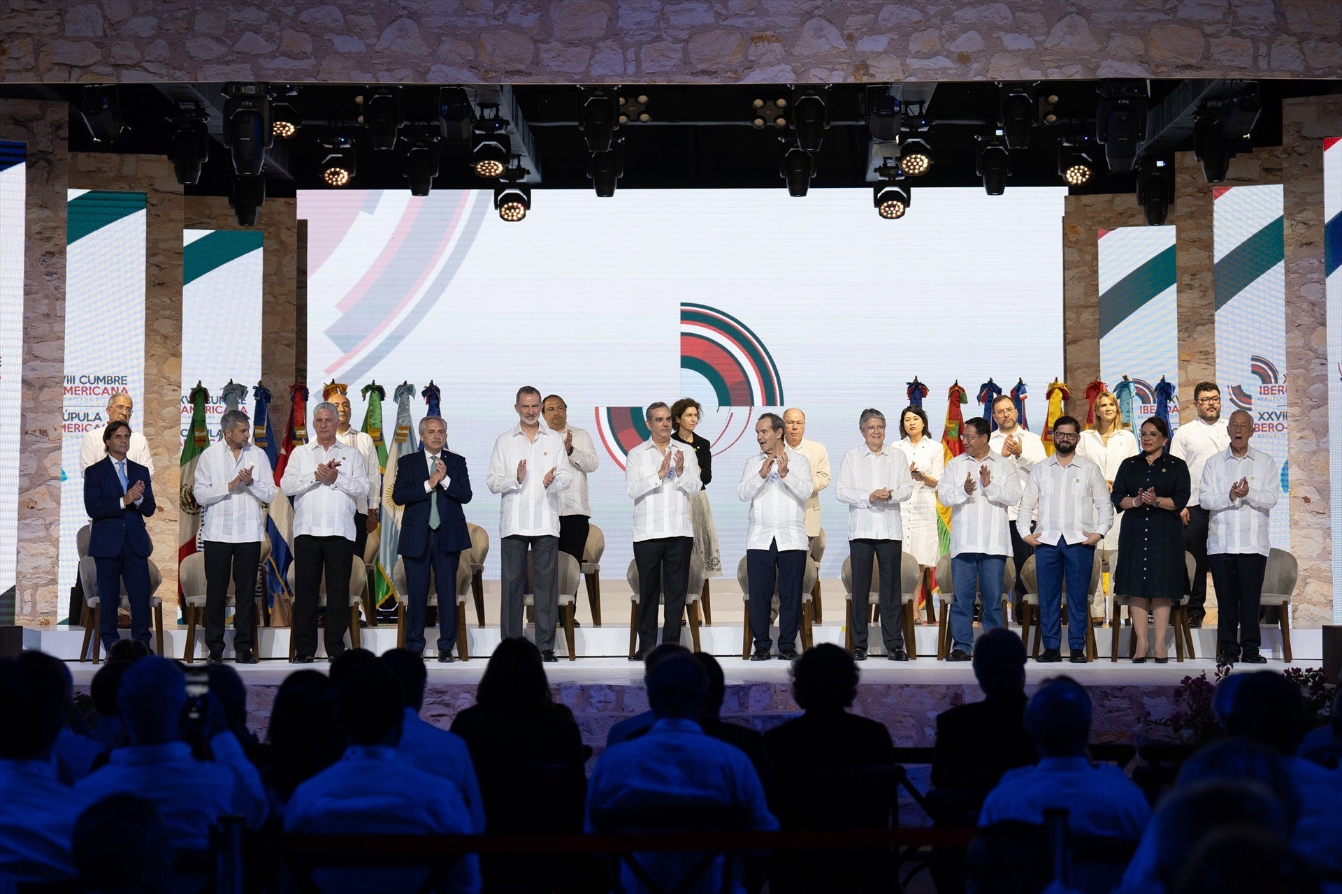 La Cumbre Iberoamericana arranca con la meta de conseguir "resultados con un impacto positivo en la calidad de vida" La Cumbre Iberoamericana arranca con la meta de conseguir "resultados con un impacto positivo en la calidad de vida"