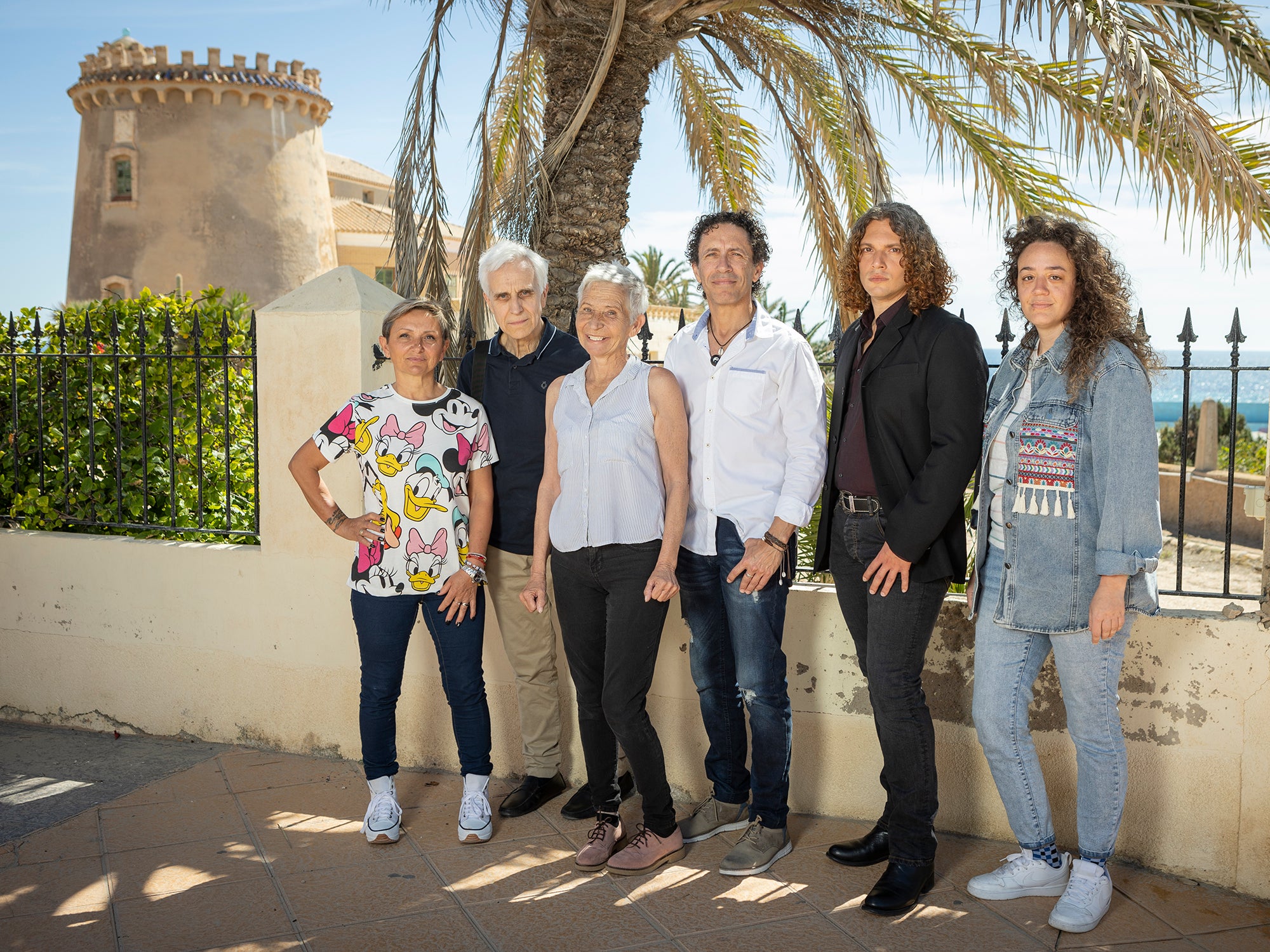 El partido independiente Vecinos por el Pilar ordena a los seis candidatos que encabezan su lista electoral El partido independiente Vecinos por el Pilar ordena a los seis candidatos que encabezan su lista electoral