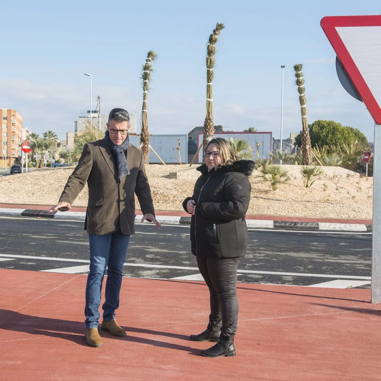 La Generalitat invierte casi 900 mil euros en la mejora de los accesos de la ronda Síndic Antoni Albuixech de Almussafes La Generalitat invierte casi 900 mil euros en la mejora de los accesos de la ronda Síndic Antoni Albuixech de Almussafes