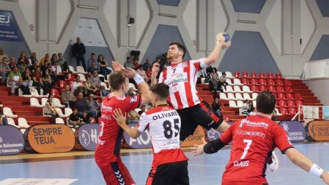 Momento del Villa de Aranda-Fertiberia Balonmano (26-29)