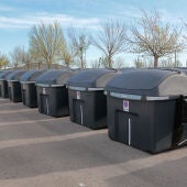Comienza la instalación de los 1.200 nuevos contenedores de residuos en todas las barriadas de la ciudad