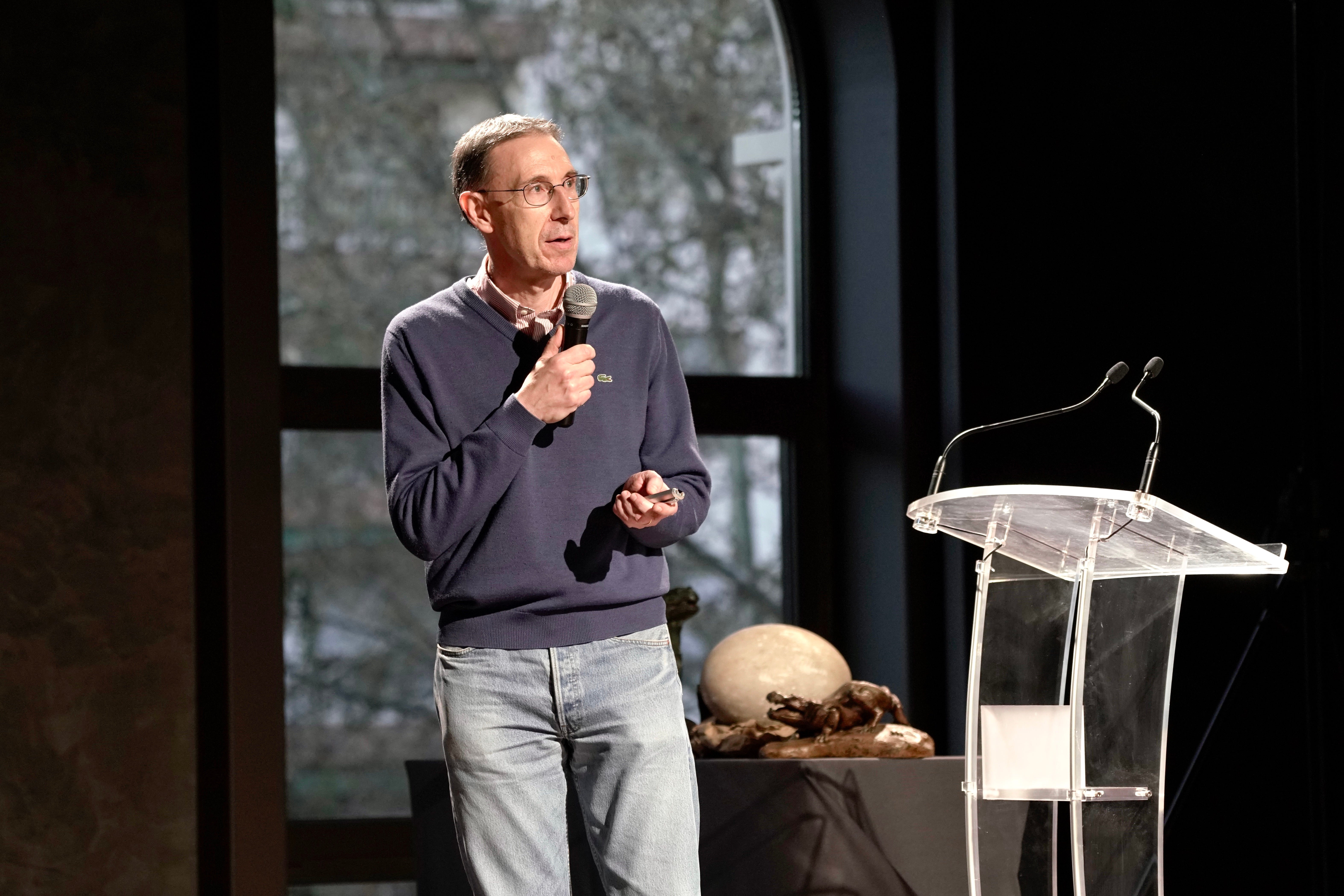 Hallan en Igea restos de un dinosaurio excepcional Hallan en Igea restos de un dinosaurio excepcional