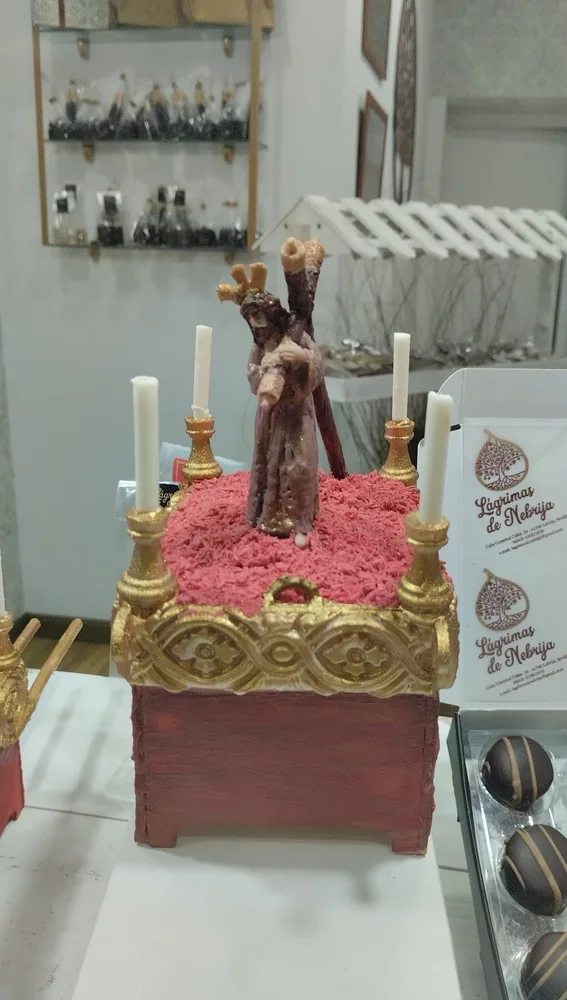 Cristo de chocolate por el obrador 'Lágrimas de Nebrija'