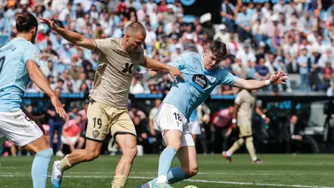 Celta y Almería firman un empate que no vale a ninguno Celta y Almería firman un empate que no vale a ninguno