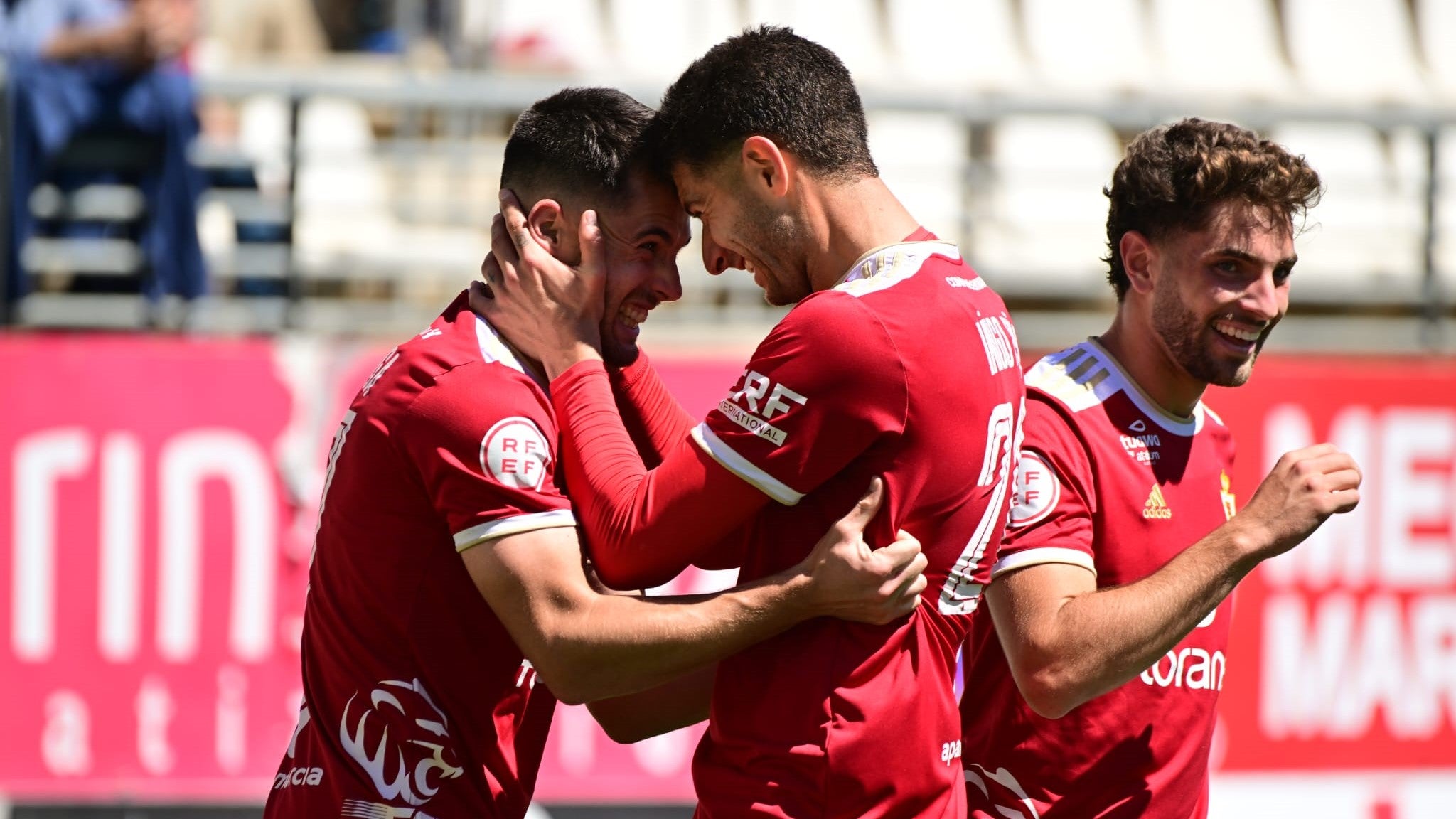 El Real Murcia entierra el runrún para las próximas ocho jornadas El Real Murcia entierra el runrún para las próximas ocho jornadas