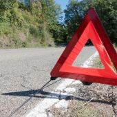 La DGT valora eliminar la obligatoriedad de señalización con triángulo en autopista y autovía