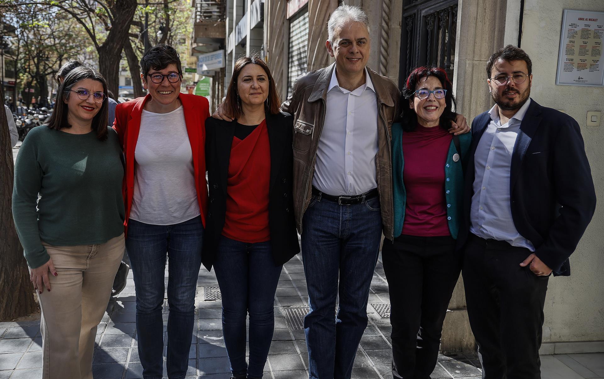Unides Podem-Esquerra Unida esperan que confluir juntos les convierta en clave para reeditar el Botànic Unides Podem-Esquerra Unida esperan que confluir juntos les convierta en clave para reeditar el Botànic