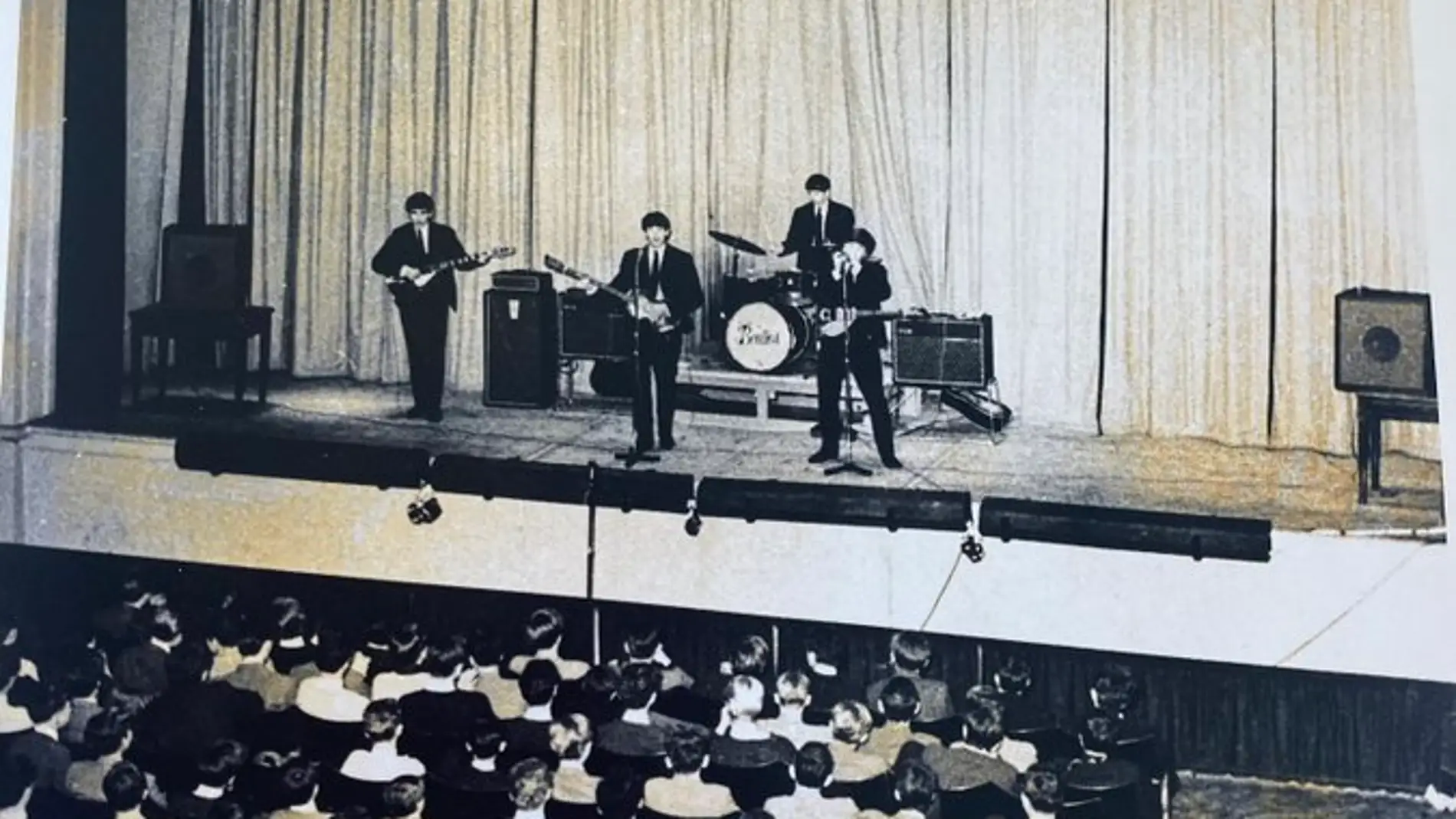 Sale a la luz el primer concierto grabado de Los Beatles cuando eran anónimos