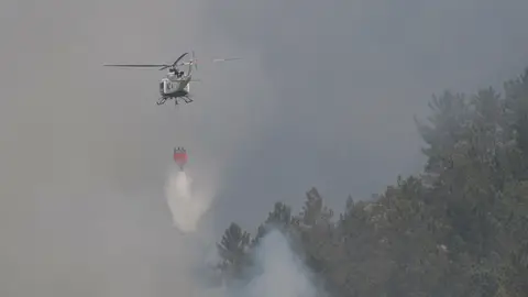 Asturias, con nueve fuegos activos y 21 en revisión, recibe el apoyo de la UME Asturias, con nueve fuegos activos y 21 en revisión, recibe el apoyo de la UME