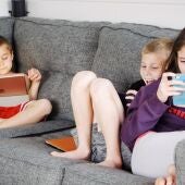 ¿A qué edad deberían tener los niños su primer teléfono móvil?'