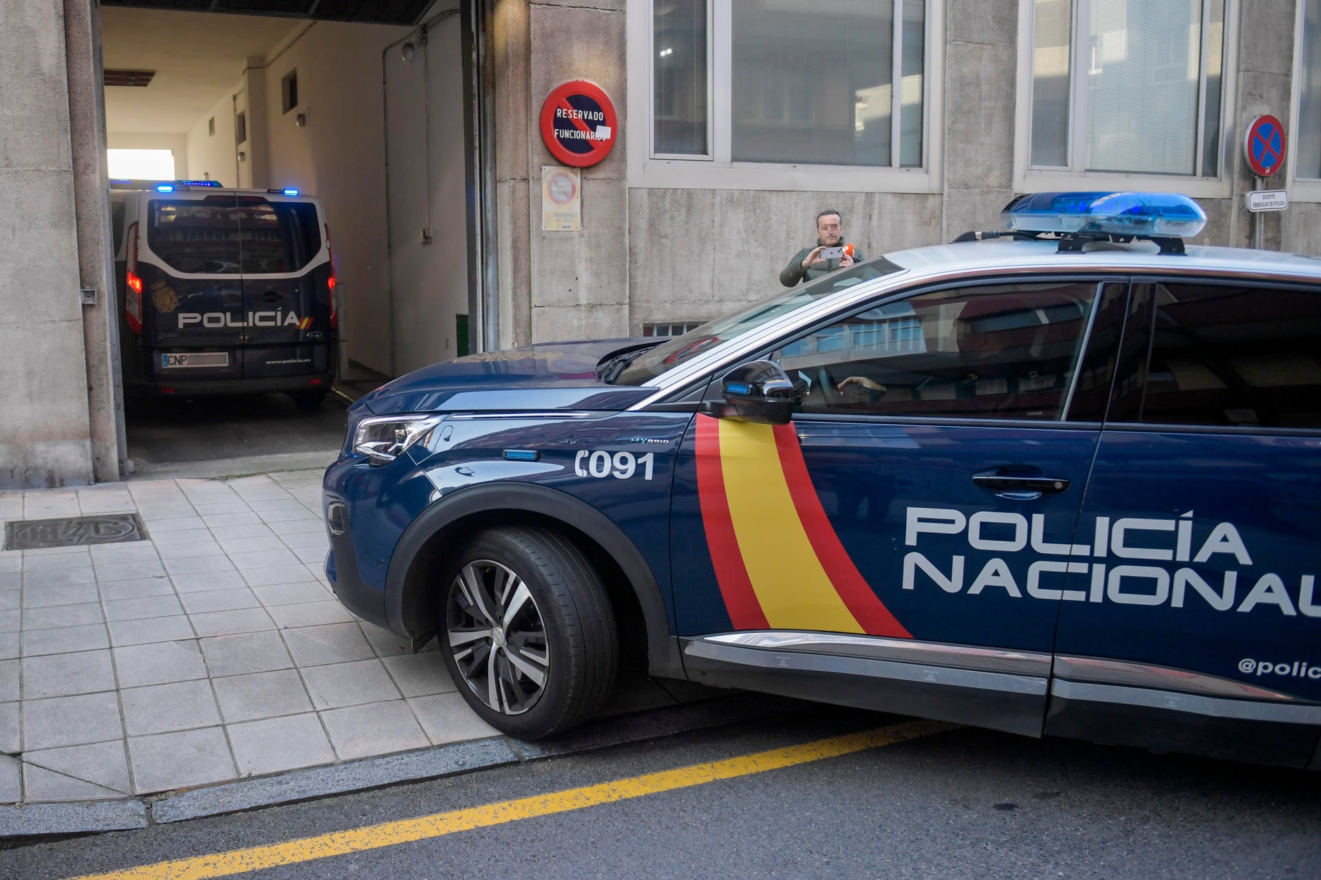 Muere un policía nacional abatido por otros agentes que iban a detenerle en Burgos Muere un policía nacional abatido por otros agentes que iban a detenerle en Burgos