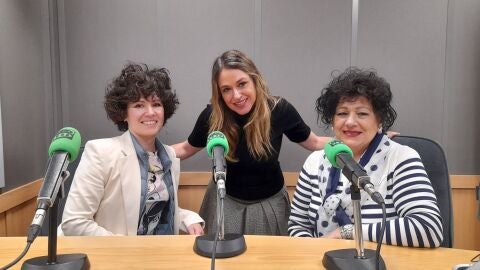 Mari Paz, Paula e Isabel