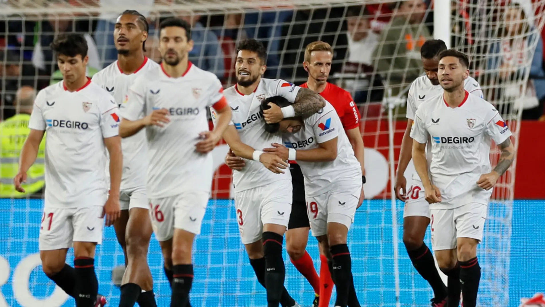 El Sevilla quiere soñar en Old Trafford