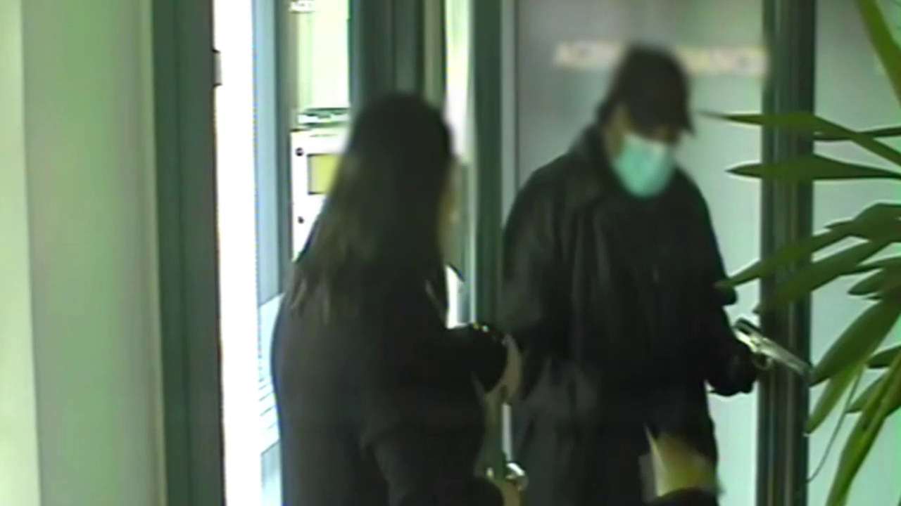 Cae una banda de atracadores cuando iban a asaltar una sucursal en Somo Cae una banda de atracadores cuando iban a asaltar una sucursal en Somo