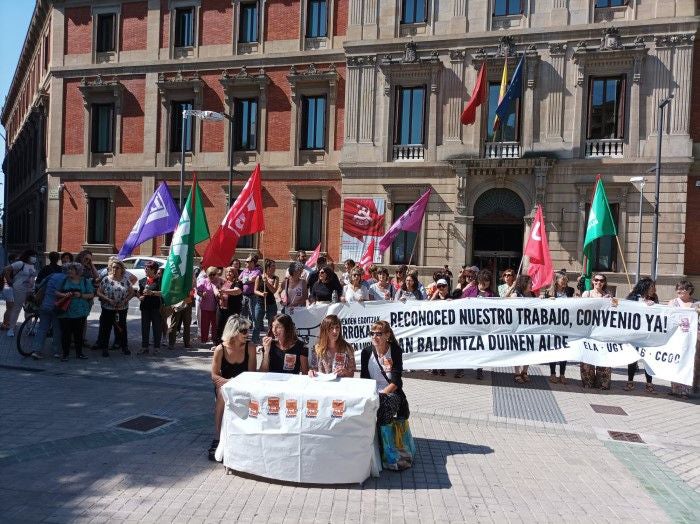 Las trabajadoras de residencias apuntan a la huelga tras dos años de lucha Las trabajadoras de residencias apuntan a la huelga tras dos años de lucha